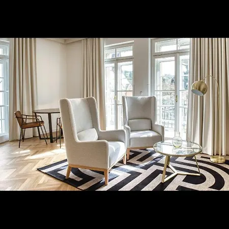 Annavila Apart Otel Piest'any